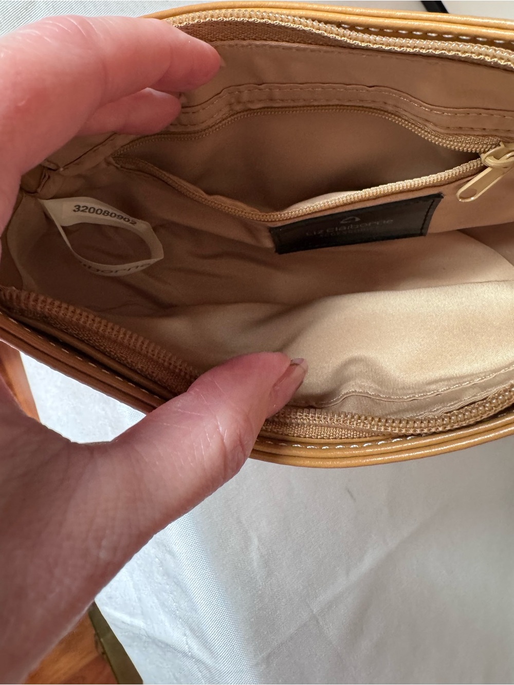 Liz Claiborne Camel Shoulder Bag - Picture 9 of 11